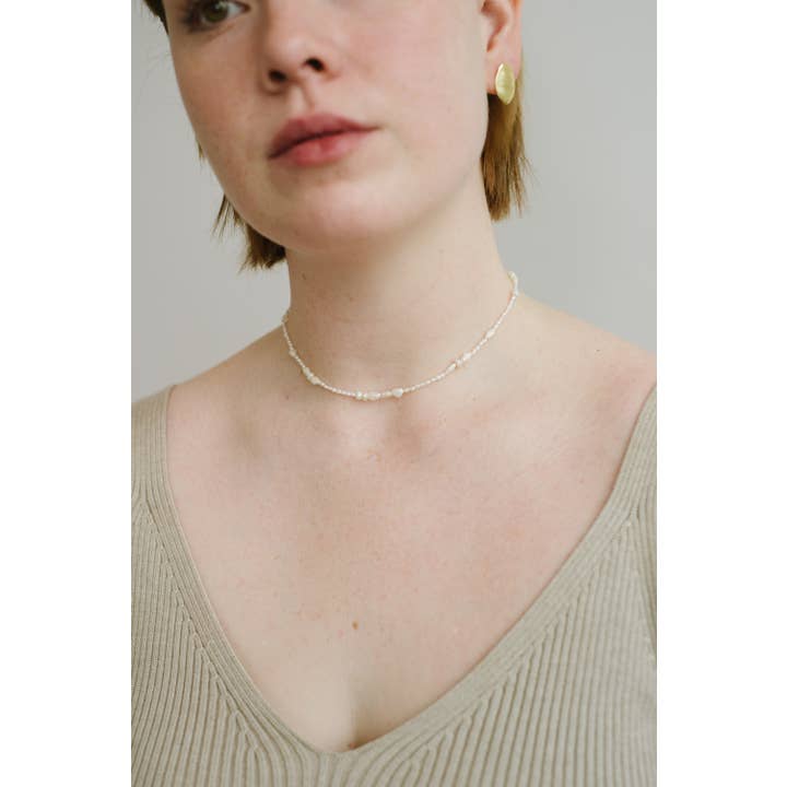 x Delphina Halsband för wholesale av Kara Yoo