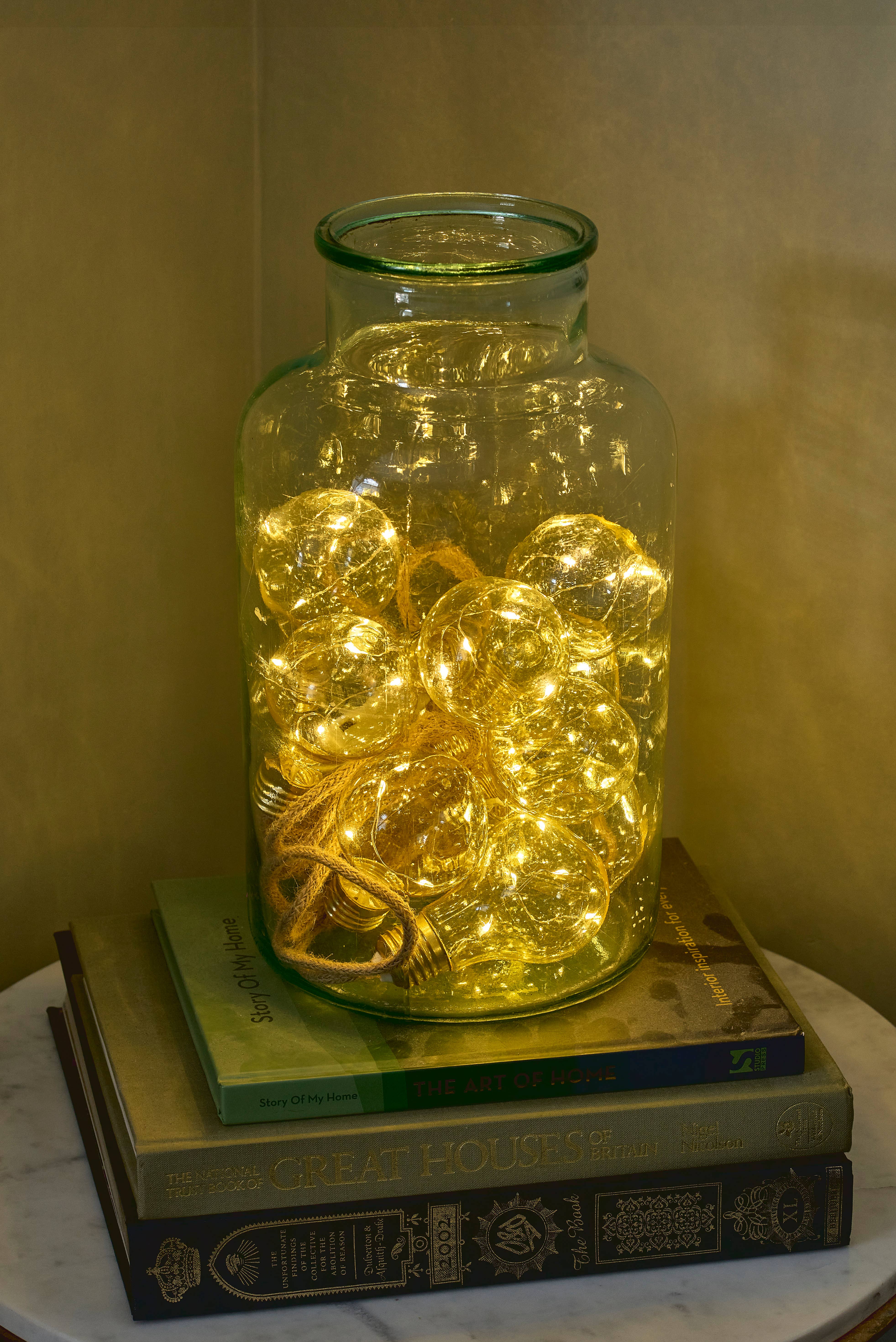 Gold Galaxy Lightbulbs for wholesale on Faire3