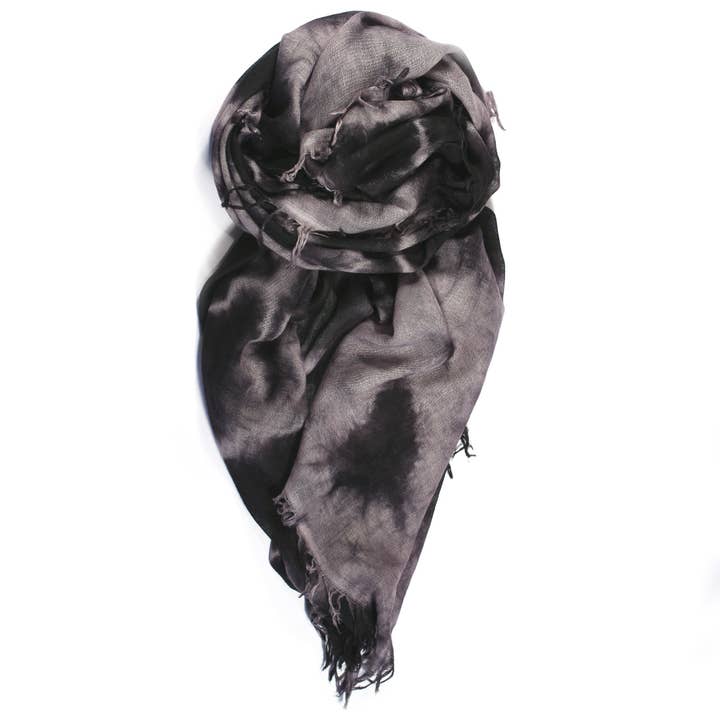 Verpletterde kasjmier sjaal - Storm Cloud voor wholesale door fig & bella