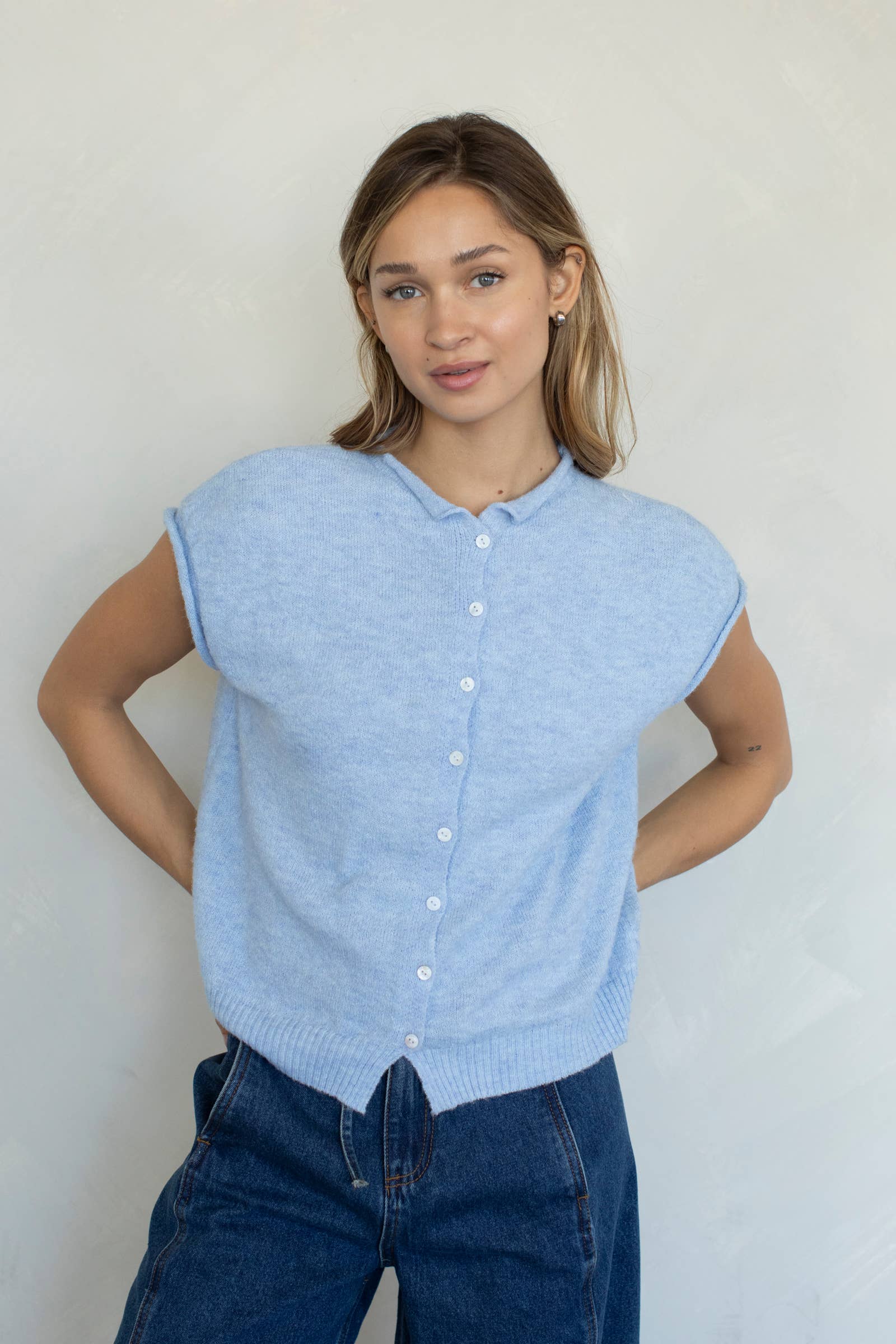 Things Between - Wholesale Cardigan - Women's - Piper Vest Cardigan42