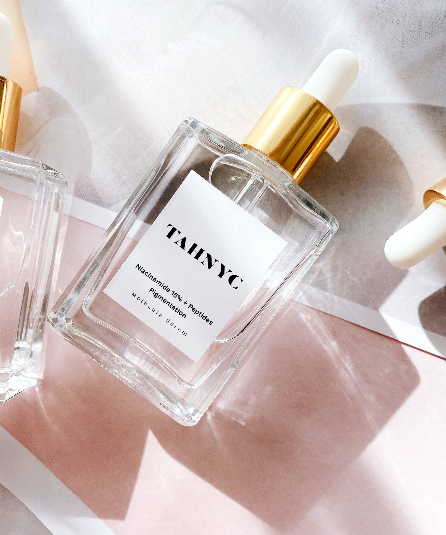 TAHNYC - Vente Concentré/sérum pour le visage - Sérum pour le visage contenant 15 % de niacinamide et peptides pour la pigmentation 10