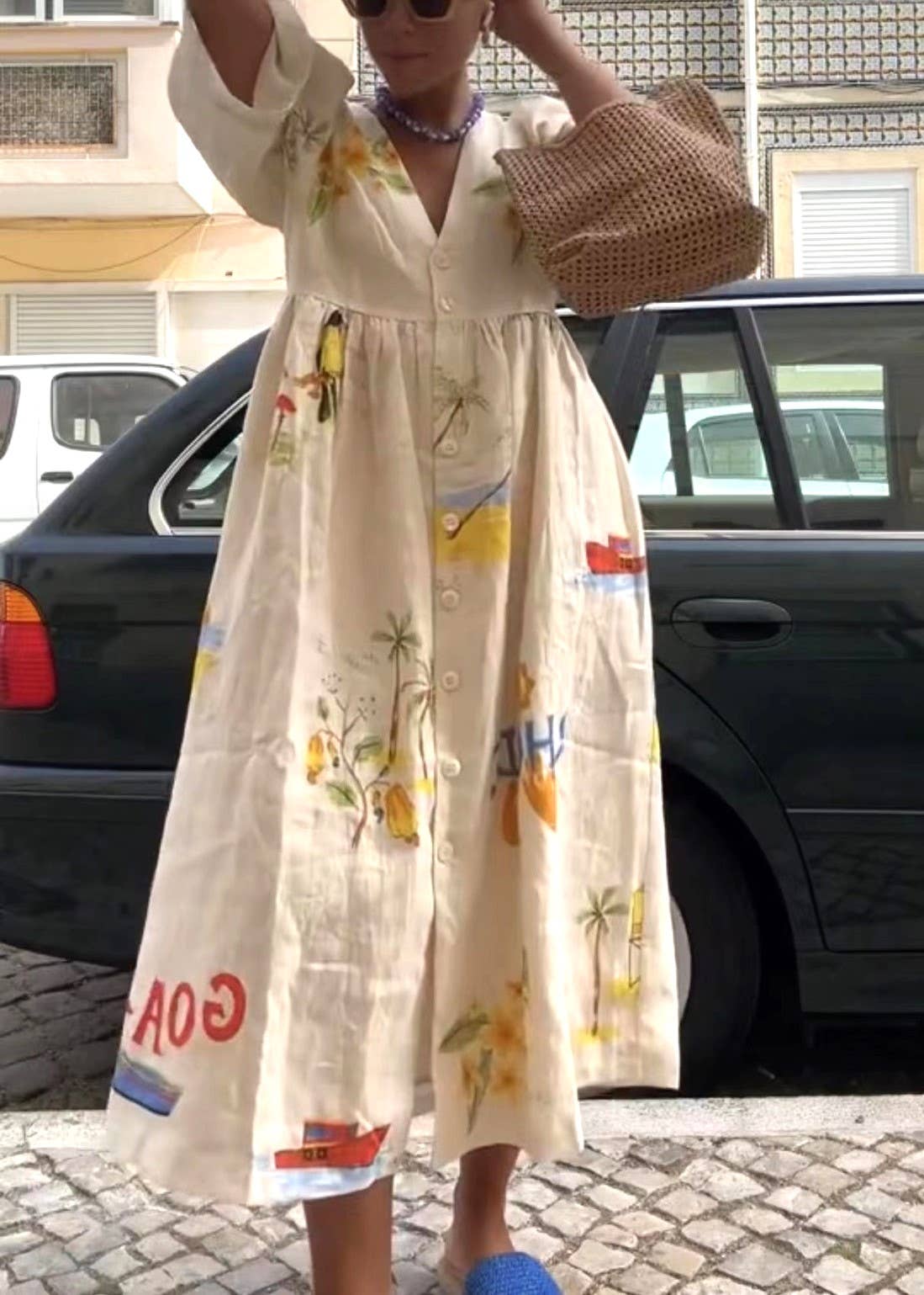 Décor Robe midi à col en V avec imprimé cartoon de mode en vente sur Faire0
