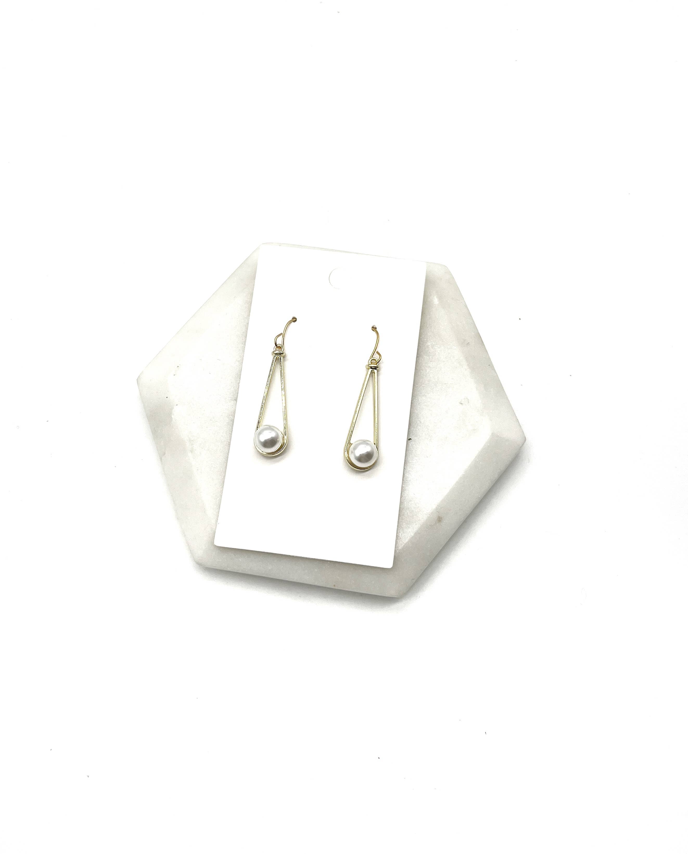 Baubles by B - Wholesale Dangle Earrings - Pearl Gold Teardrop Metal Earrings2