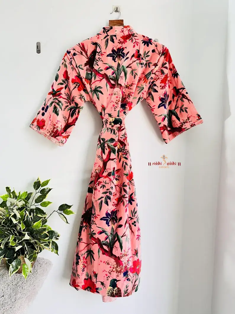 GYPSY STUDIO - Wholesale Robe - Women's - Soft velvet kimono robe | pink color kimono | floral print b6