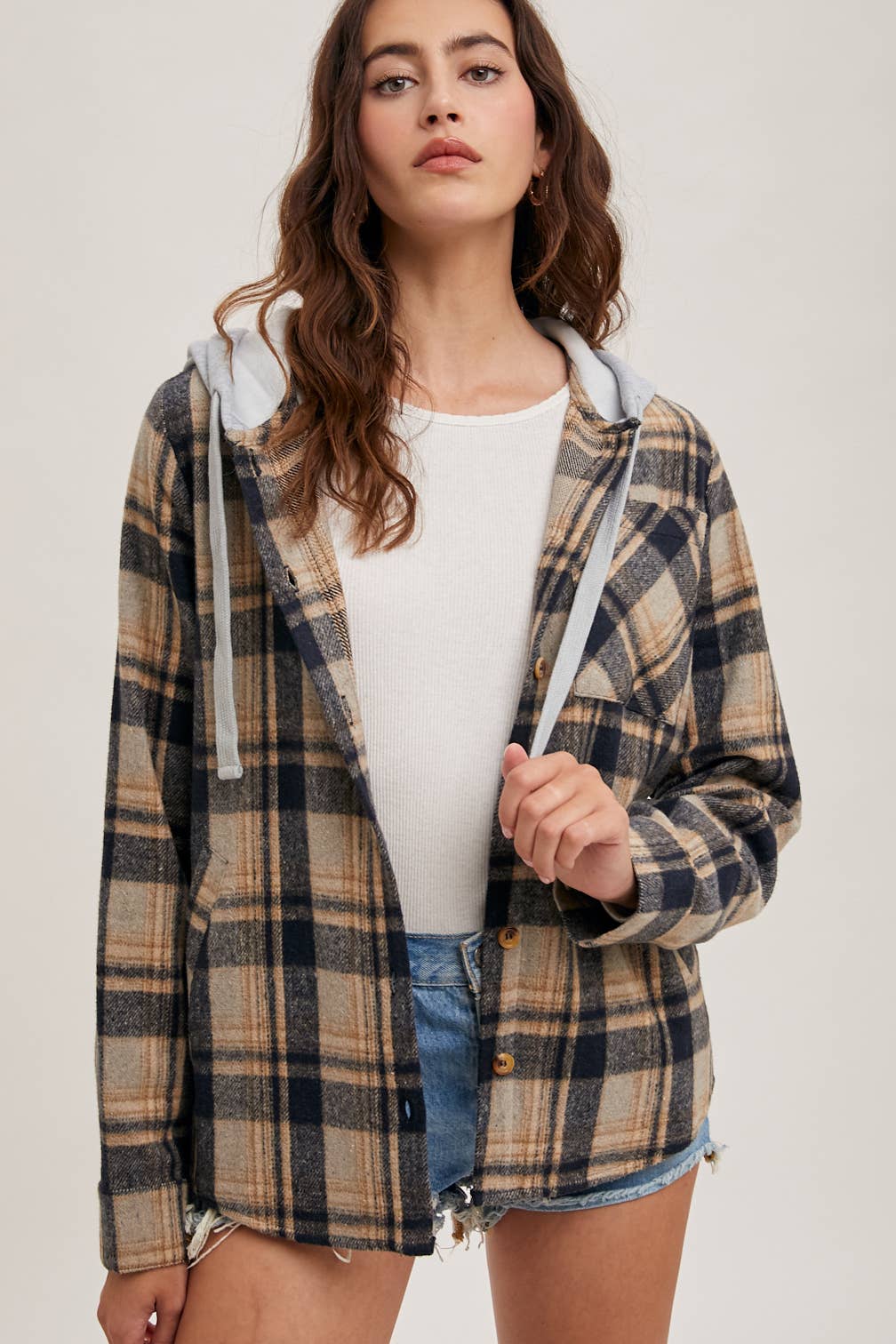 Bluivy – wholesale Shirt Jacket/Shacket - Women’s – HOODED FLANNEL BUTTON FRONT SHIRT JACKET9