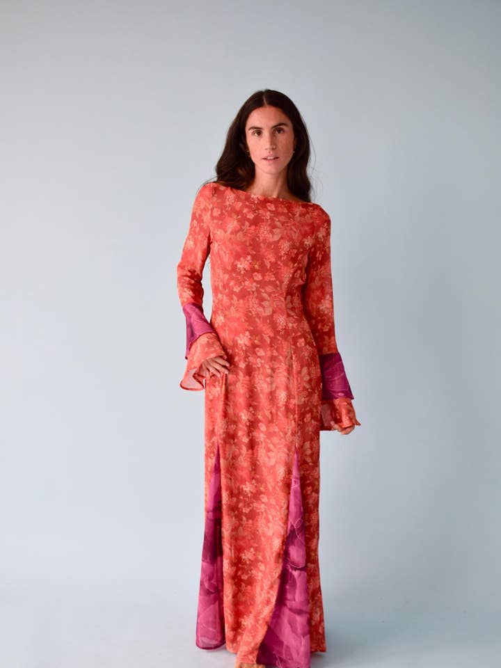 Camila Kleid Orange für den Großhandel von MindTraveler