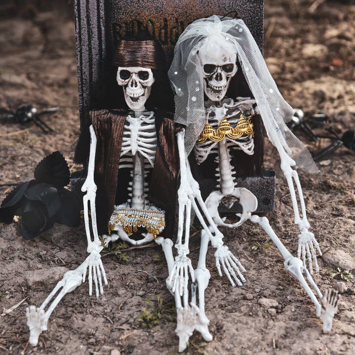 Fun Little Toys - Vente Bibelots/décorations d'extérieur - Halloween Ghost Bride and Groom Skeleton Deco Outdoor2