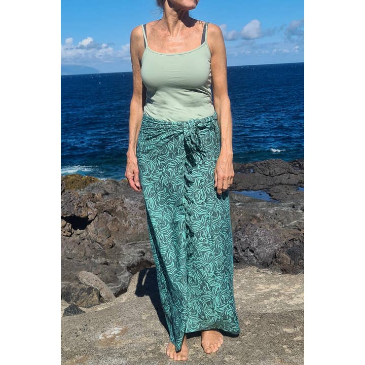 One Colour Batik Sarong Hand Stamped Summer Holiday Skirt Flower Green for wholesale on Faire5