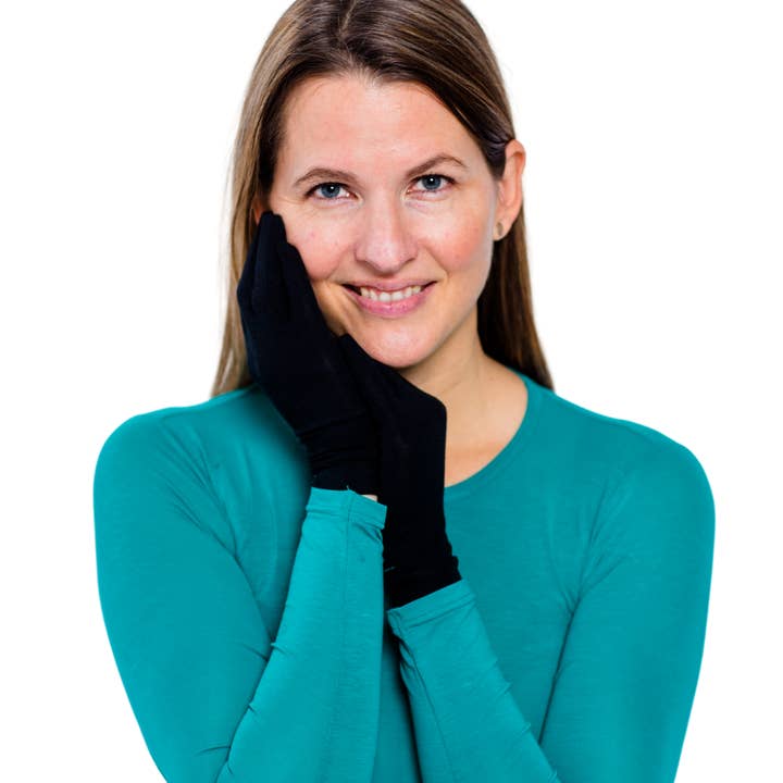 YoRo Naturals - Wholesale Gloves - Unisex - Moisturizing Gloves for Eczema w TENCEL + Zinc - Adults1