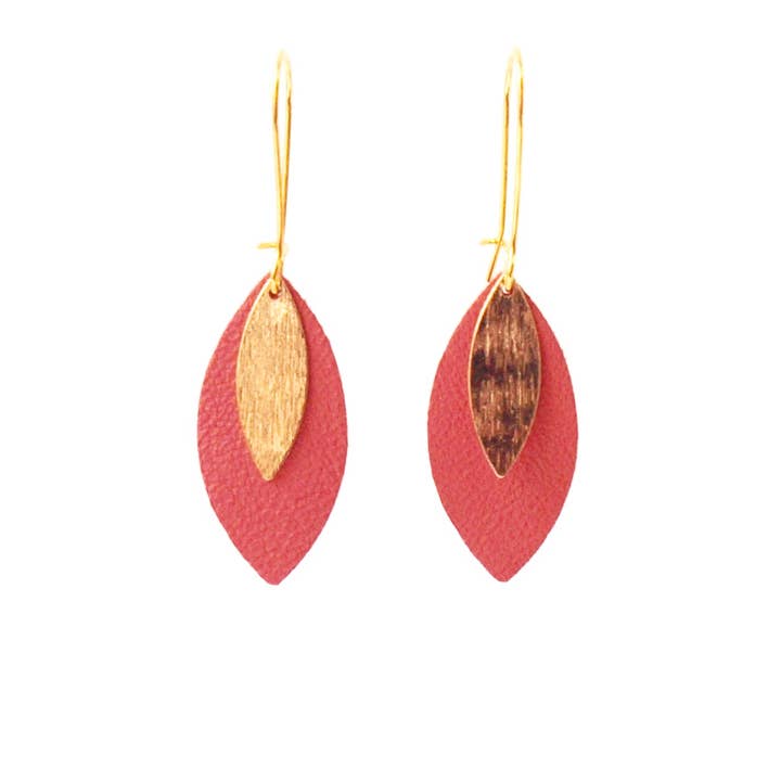 Boucles d'oreilles en cuir AVA pour la vente par "By Nat M."