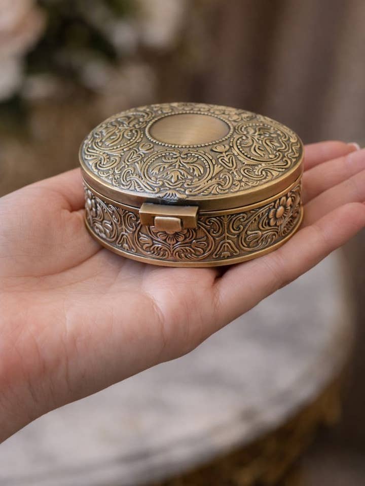 Baroque-Victorian jewelry box for wholesale by Wild & Free