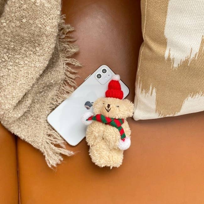 MOND HAUS - Wholesale Phone Grip - Buttons Phone Holder | Big Santa Teddybear Charm Griptok6