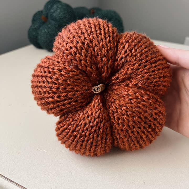 Another Row - Wholesale Decorative Tabletop Object - Knitted Pumpkin - Rust2