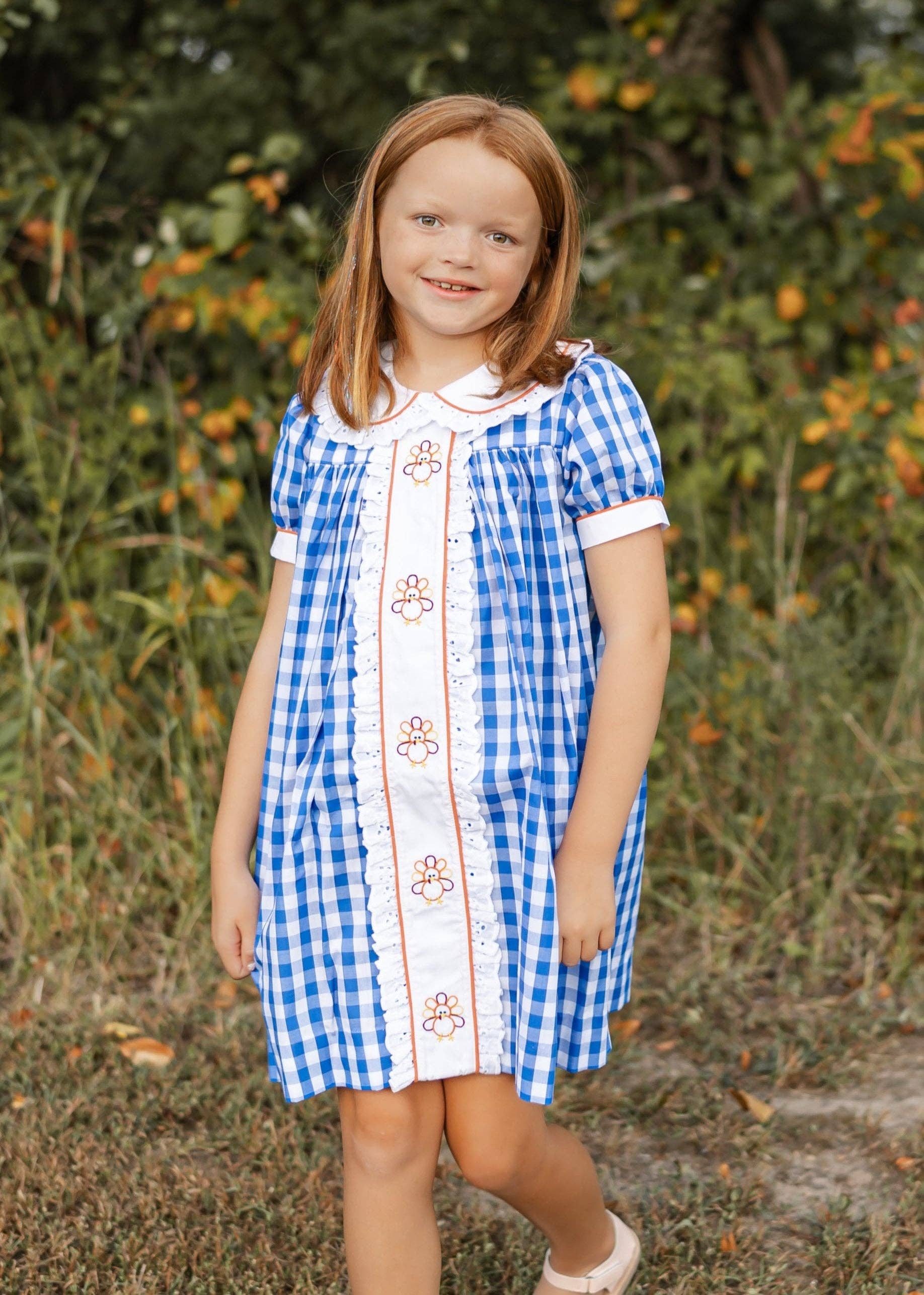 Posh Pickle – Großhandel Kleid – Kinder – Thankful Gingham-A-Linien-Kleid mit Truthahnstickerei, marineblau3