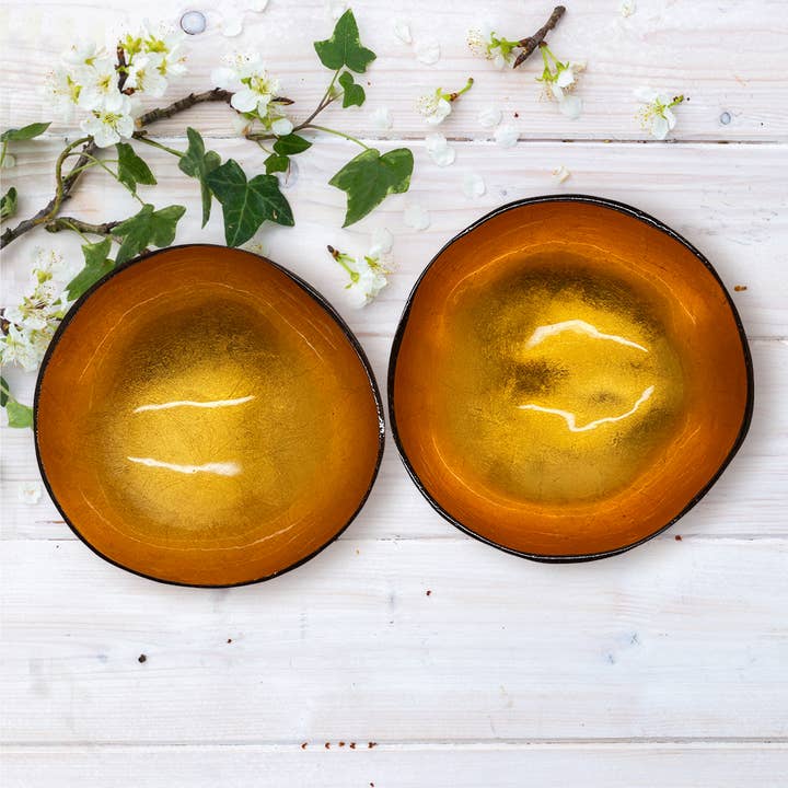 VIE - Wholesale Decorative Plate/Dish/Bowl - Hand-Painted Coconut Bowls, Lacquered, Set of 250