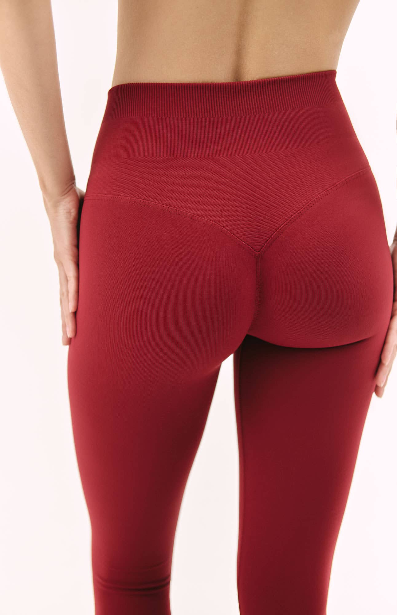 SIAWEAR - Wholesale Fashion Leggings - Women's - Push Up Leggings 200 den. ROYAL RUBY  Yoga Pilates  🇮🇹3