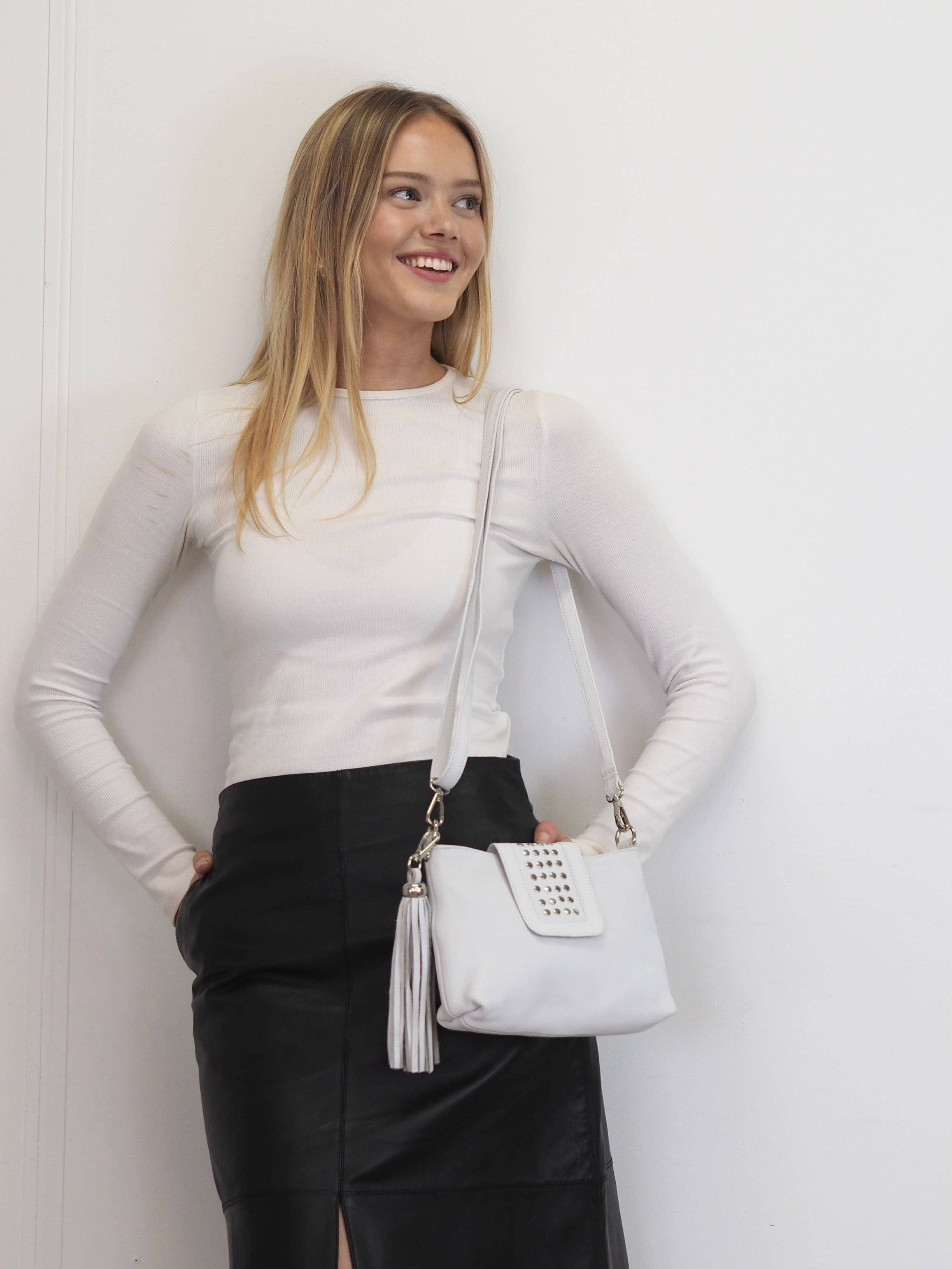 Cadelle Leather - Wholesale Crossbody Bag - Women's - Gigi Crossbody | White4