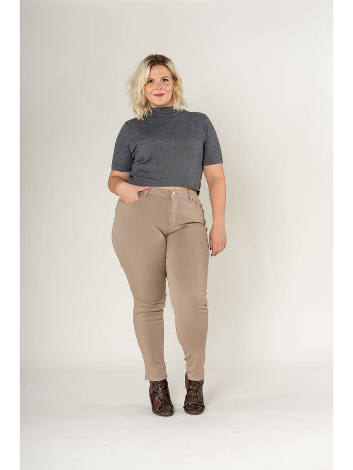 Nina Carter - Wholesale Pants - Women's - Curve Plus Size Ultra Comfort and Stretch Push Up P61120