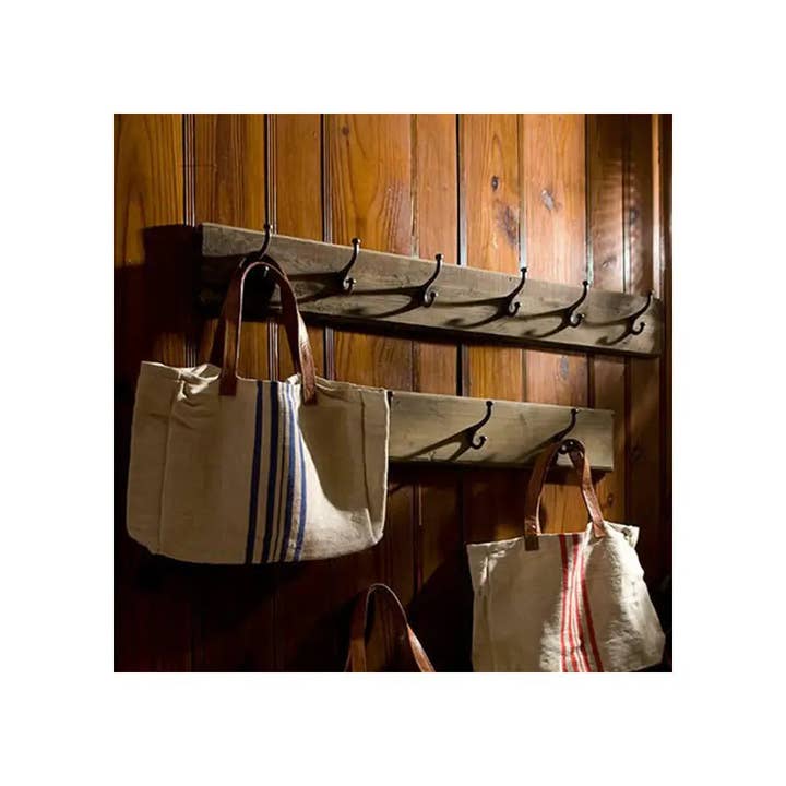 Vagabond Vintage – Engroshandel Garderobestativ – Rustik knagerække af genanvendt fyrretræ med tre kroge