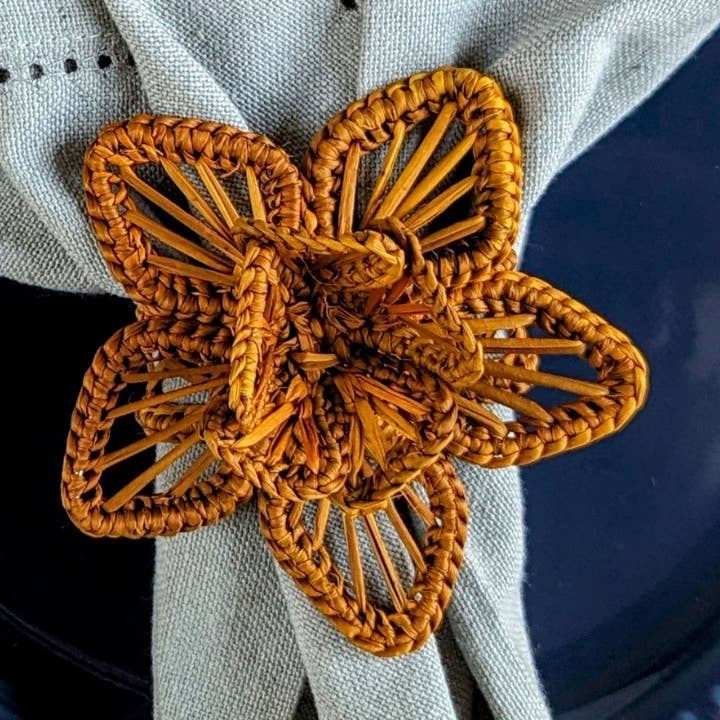 Stjärnblomma Handvävd Iraca Servettring för wholesale av Macondo Forever