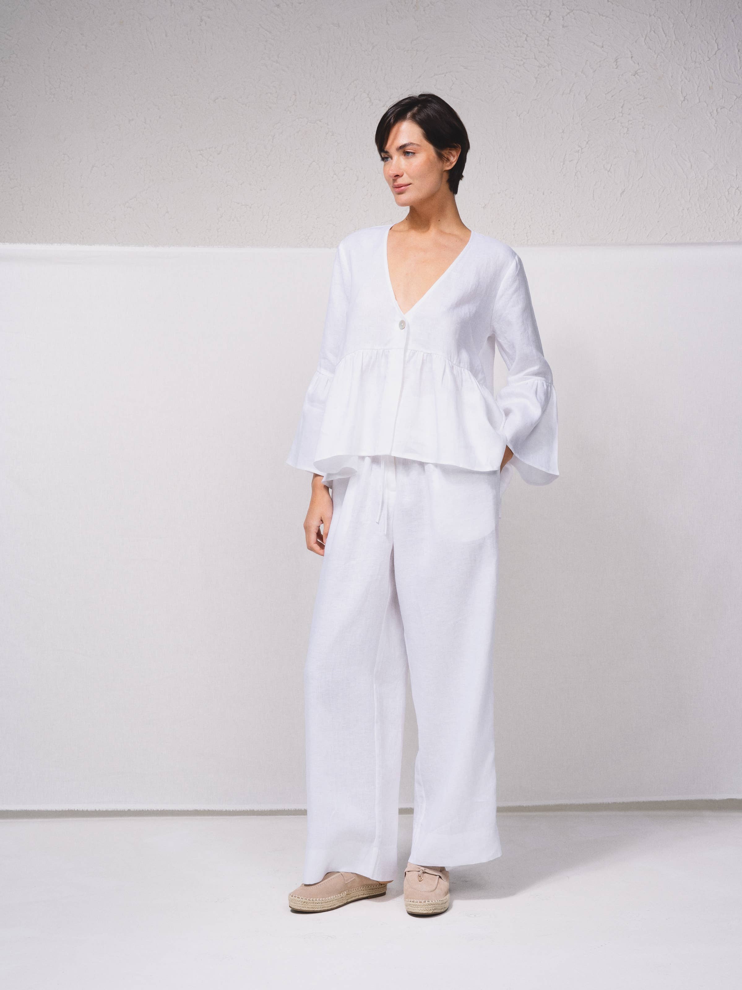 SMF - Wholesale Blouse - Women's - 259634 - Linen blouse with V-neck4