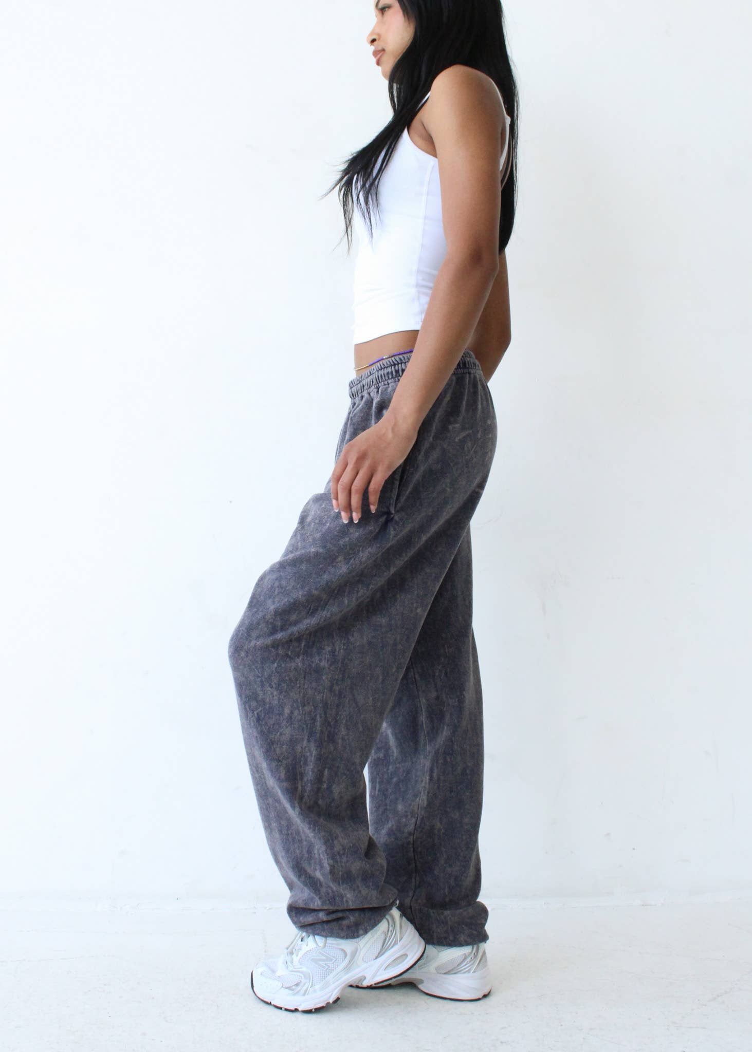 American Recycled Clothing - Venta al por mayor Pantalones de chándal/cómodos - Mujer - Paquete de pantalones de sudadera Washed Solid1