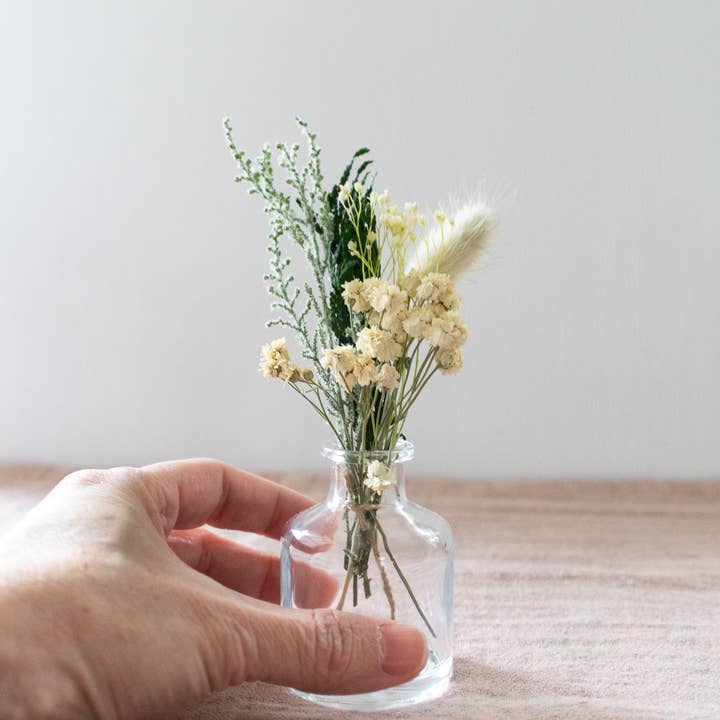 Gather Goods Co - Cards, Coasters, Tea Towels, Art, Mugs - Wholesale Dried/Pressed Flowers - Micro Dried Flower Arrangement in A Glass Bud Vase