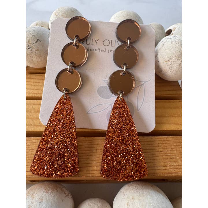 Truly Olive - Wholesale Dangle Earrings - Cozy Fall Dangle Earrings1