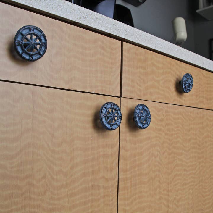 Wholesale Set of 12 Light Blue Cast Iron Compass Rose Drawer Wholesale Set of 12 Light Blue Cast Iron Compass Rose Drawer