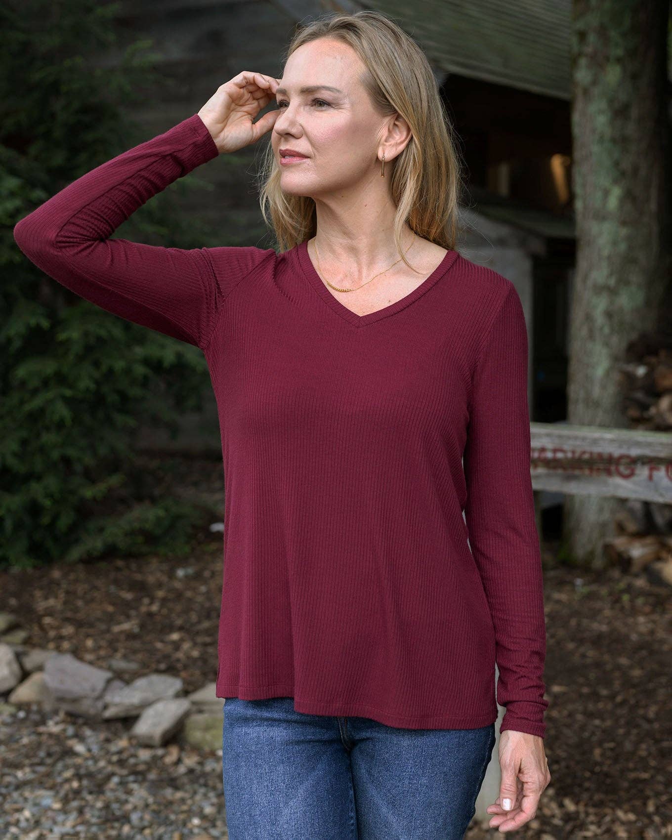 Wijn Geribde top met lange mouwen in wijnrood voor groothandel op Faire4