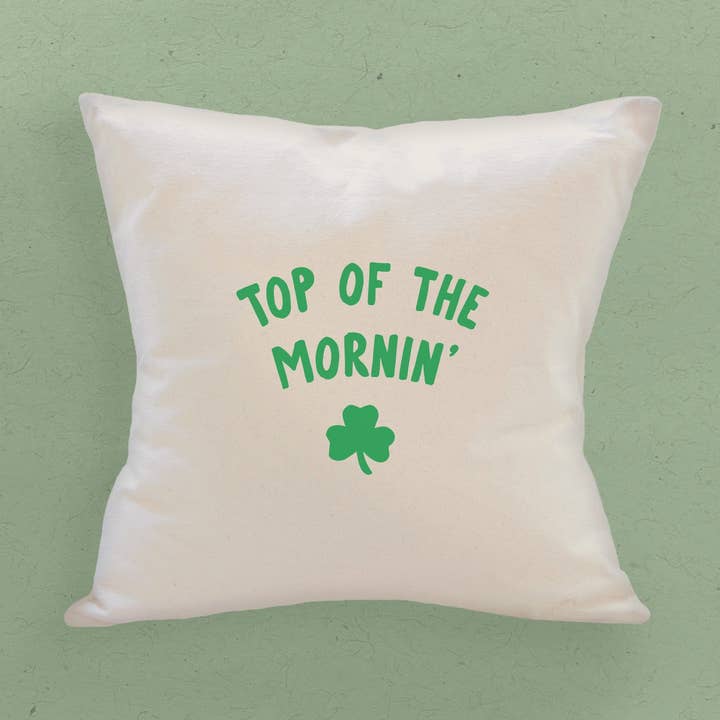 Oberhalb des Morgens - Quadratisches Leinwandkissen für den Großhandel von Boheme Bliss