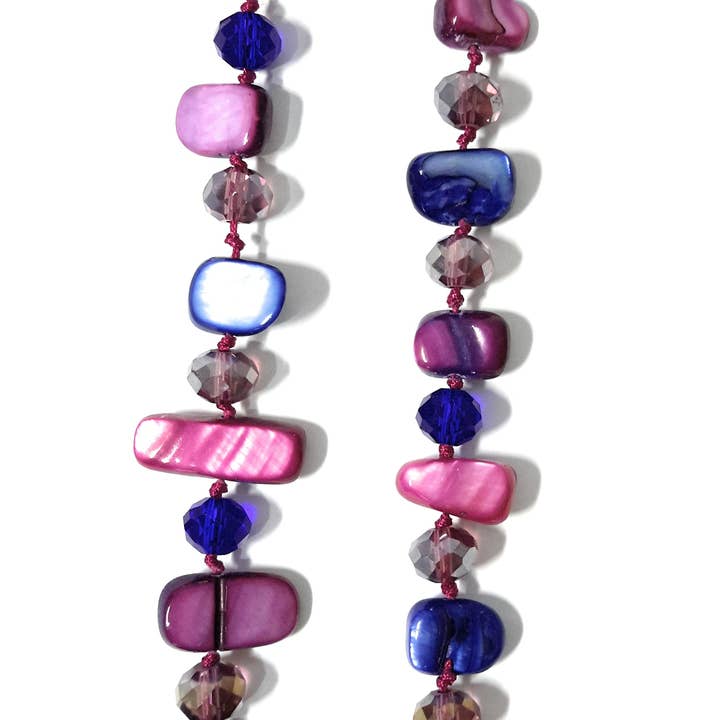BRANDELIA - Wholesale Beaded/Pearl Necklace - Mother of Pearl Long Necklace · Fuchsia Blue1