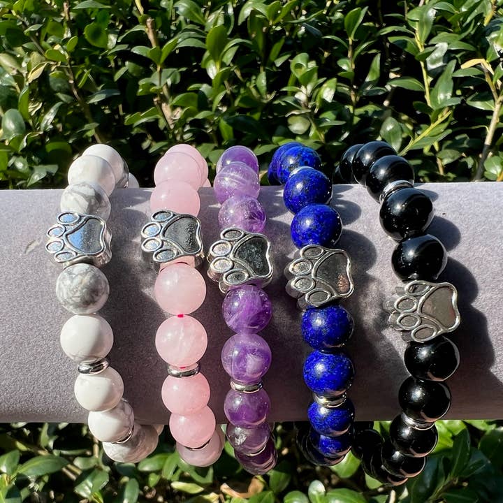 Pulsera con forma de pata de perro y gato: amatista, cuarzo rosa, ónix, lapislázuli para venta al por mayor de GSZ corporation DBA Gabriella's Gifts