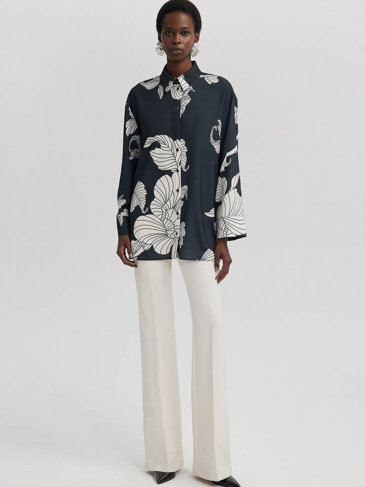 CAMICIA IN RASO A FANTASIA per la vendita all'ingrosso da parte di Touché Privé