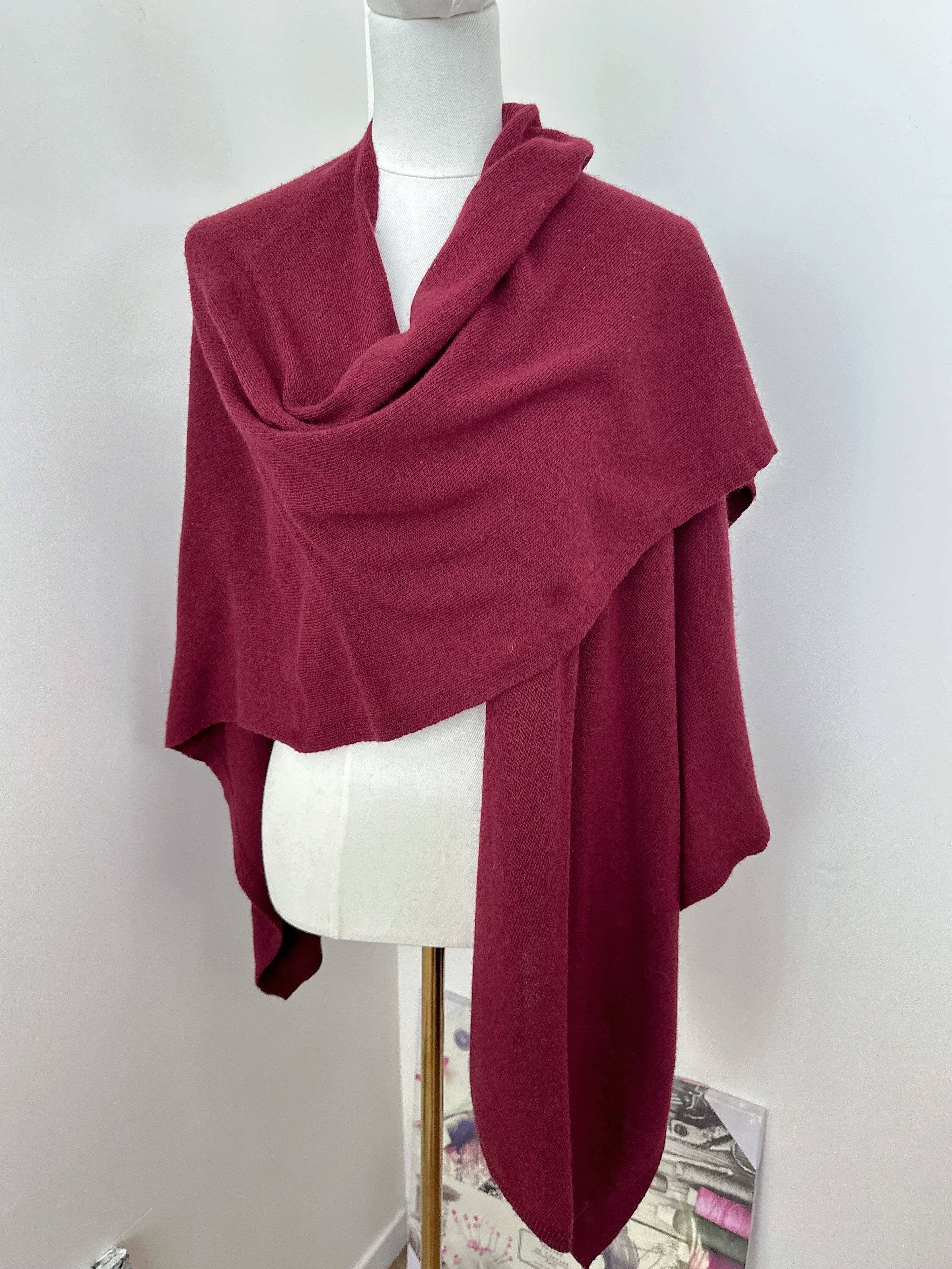 Orice - Wholesale Poncho - Women's - Knit poncho cape O/S fall/christmas - Orice16