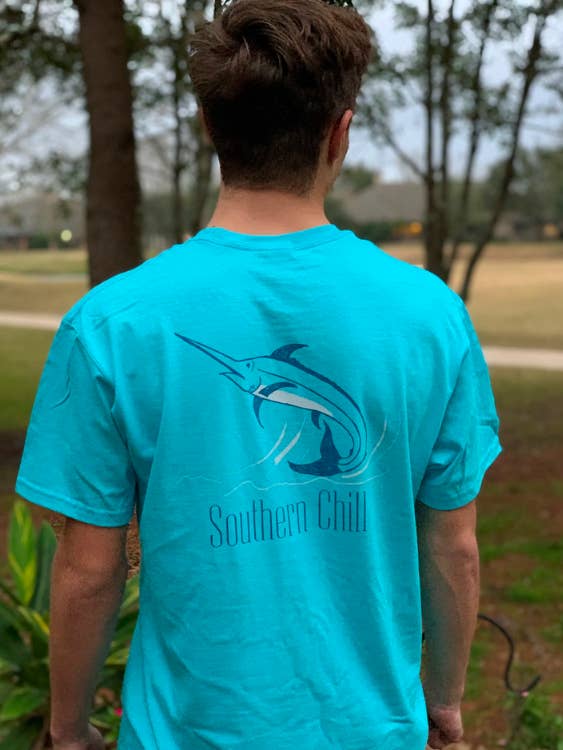 T-shirt classique à manches courtes Swordfish pour la vente par Southern Chill