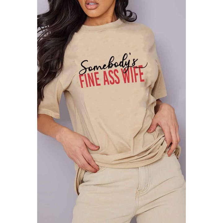 crashangel.us - Vente T-shirt sérigraphié – femme - T-SHIRT GRAPHIQUE FINE ASS WIFE GRAPHIC POUR FEMMES1
