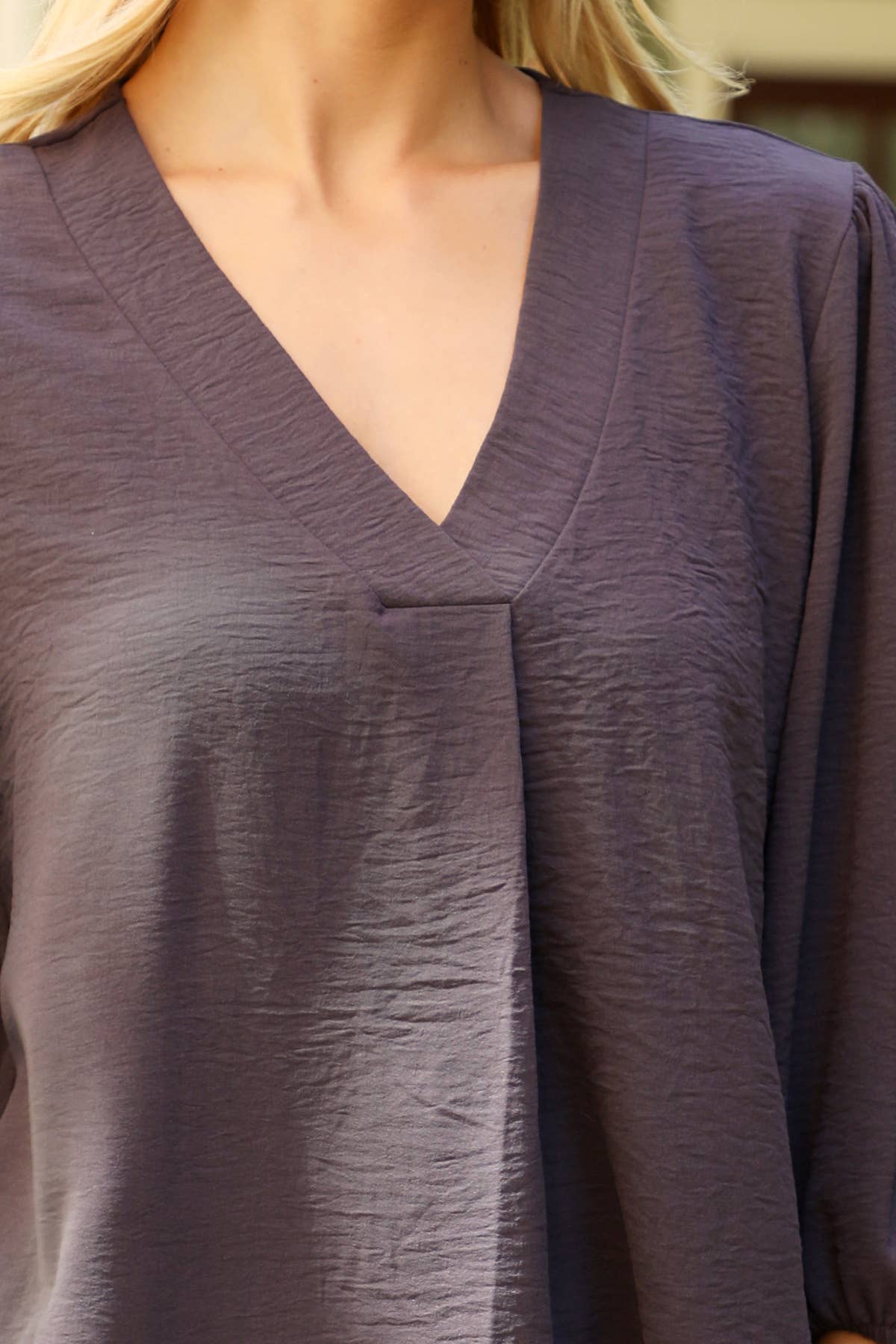 You & Me – wholesale Blouse – Women’s – YMT20085V-V-NECK BAND ELASTIC TUNNEL SLEEVE WOVEN TOP - FALL9