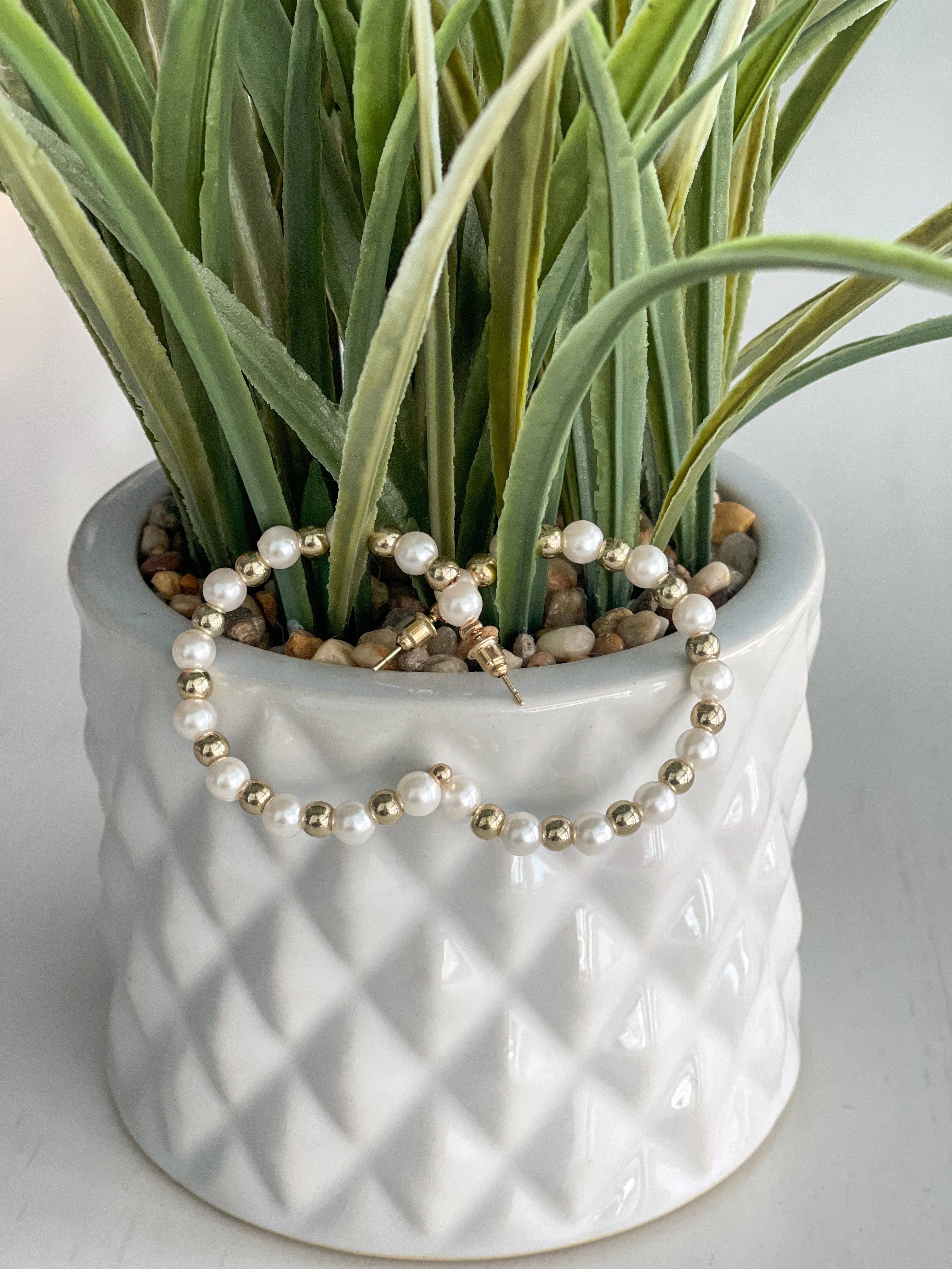 Harris Girls & Co. - Wholesale Oorringen - Parelhoepels „Golden Shimmer”1