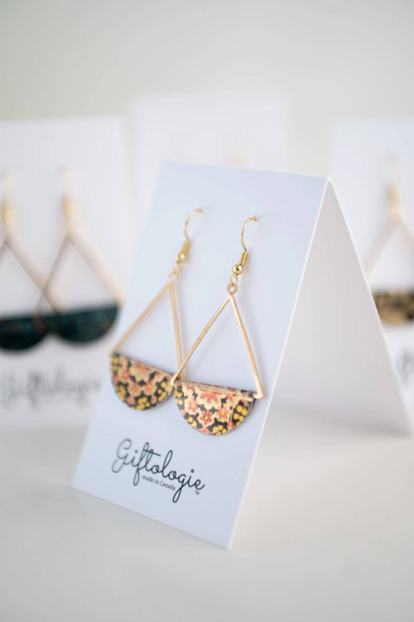 Giftologie - Wholesale Dangle Earrings - Glee Club Dangle Earrings - Gold4