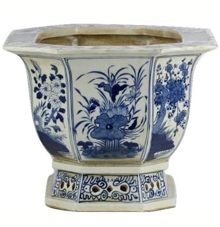 The Enchanted Home – wholesale Plant pot – Village Scene Scalloped Pierced Planter1