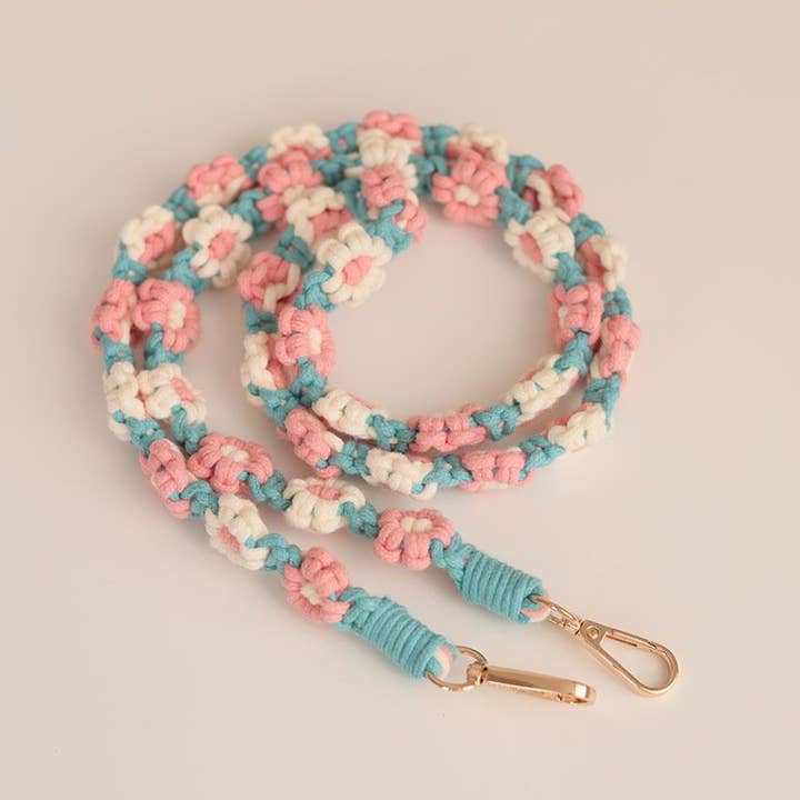 Weavey Studio – Engroshandel Nøglesnor – Kvinder – Weavey Studio macrame blomster-mønster rem til kamera og telefon5