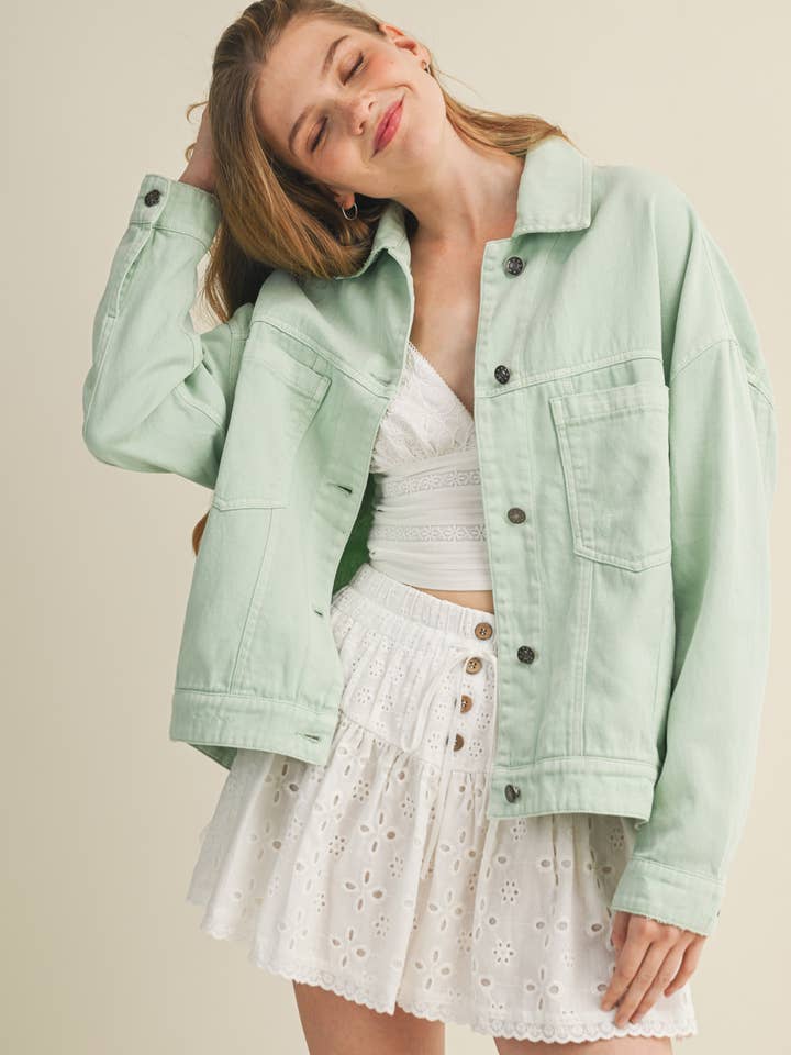 PLISSIERTE JACKE MIT RÜCKENAUSSCHNITT für den Großhandel von Mustard Seed