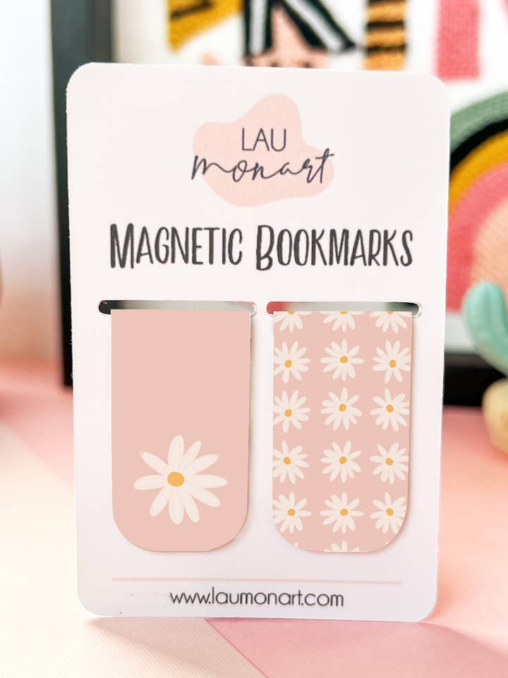 Daisy Blush Magnetic Bookmarks for wholesale by Lau Monart