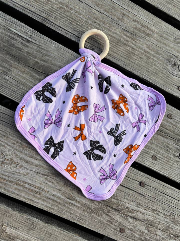 Mommy & Wren - Wholesale Bedding Blanket - Kids & Baby - Haunted Bows Minky1