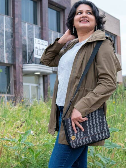 Fair Anita – Engroshandel Reversnål/knap – Hård Feministisk Pin2