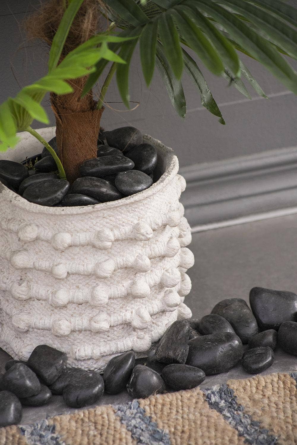 A&B Home Group Inc. - Wholesale Outdoor ornament/decor - 1.2-2inch Black Pebble Polished, 5lbs - Black12