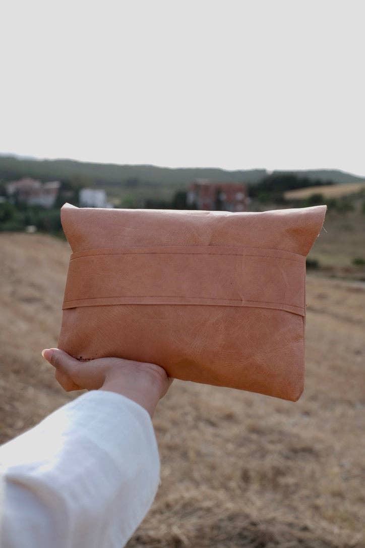 TŪNIQ - Wholesale Area Rug - Journey Rug2