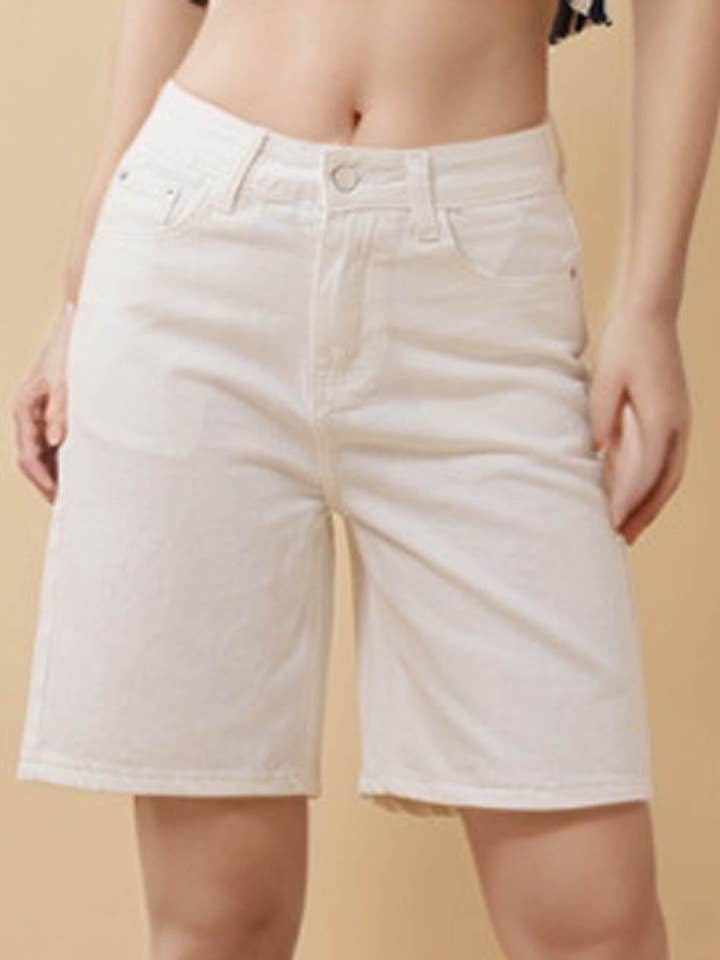 Dames klassieke rechte spijkershorts met knoopzakken voor wholesale door Sweetkama