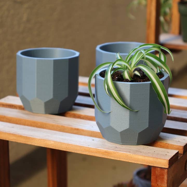 Chic Planter for wholesale by thinkingalaud